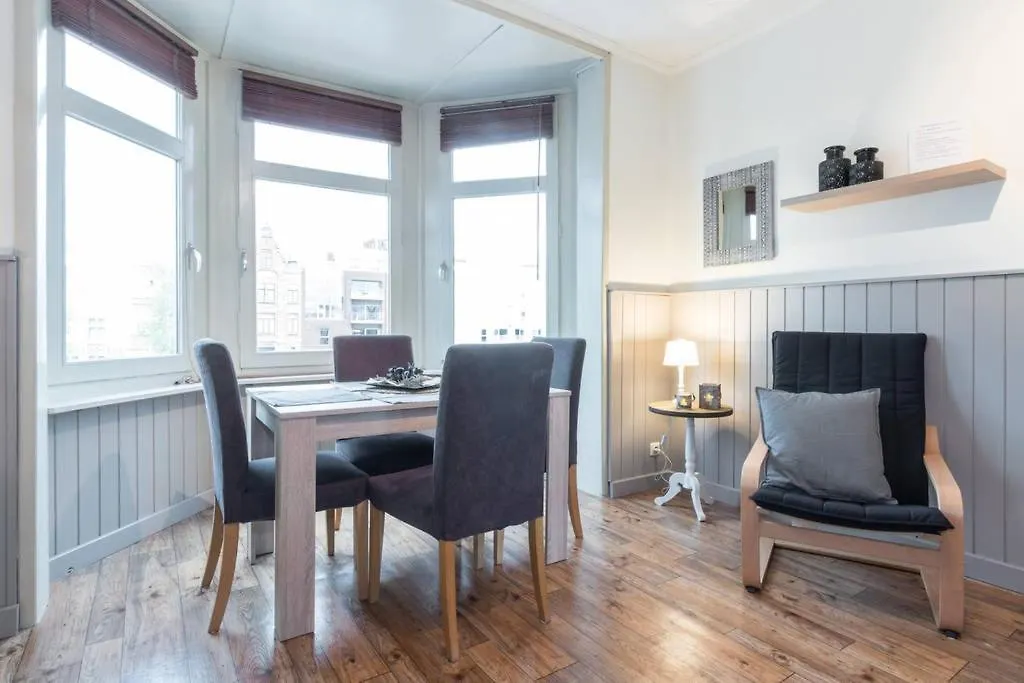 Charmant Appartement Met Zicht Damse Vaart @Brugge Бельгия