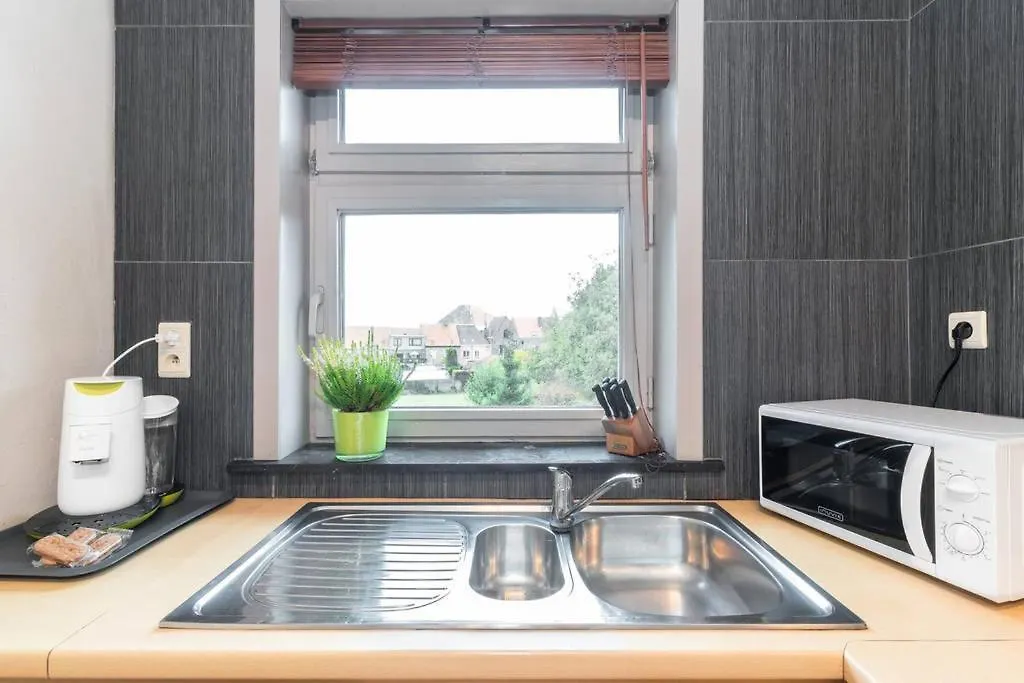 Charmant Appartement Met Zicht Damse Vaart @Brugge