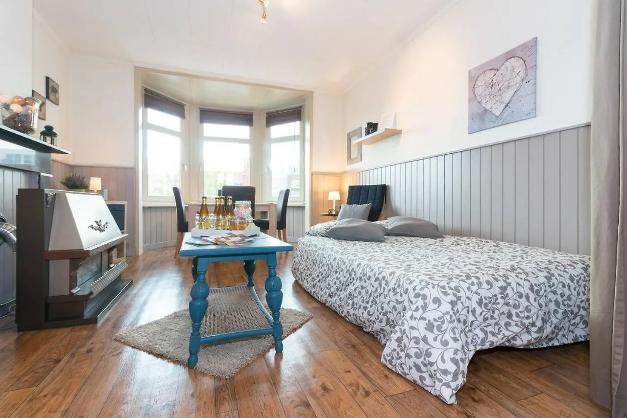 Charmant Appartement Met Zicht Damse Vaart @Brugge contacts