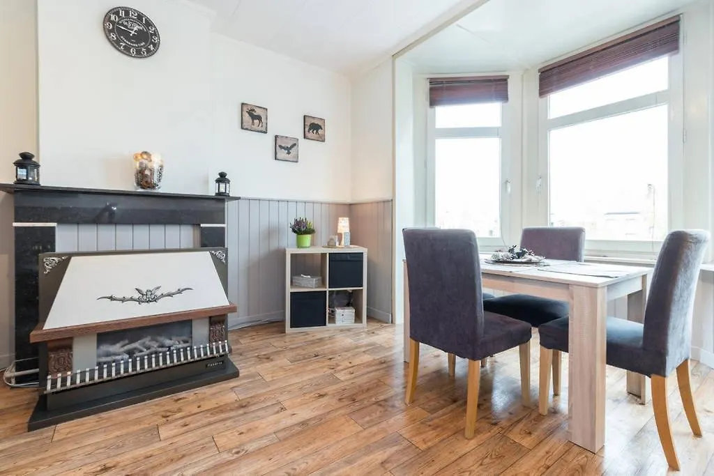 Charmant Appartement Met Zicht Damse Vaart @Brugge 0*, Bruges Belgium